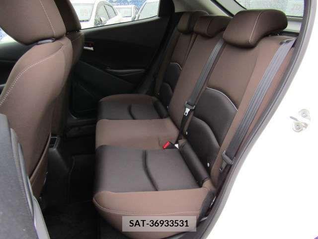 Mazda MAZDA2 2020-03 276377-12