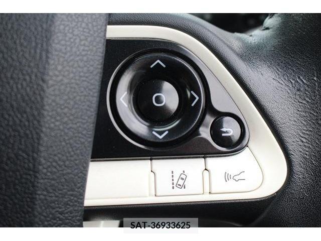 Toyota PRIUS 2016-01 282051-3