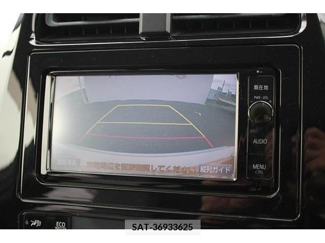 Toyota PRIUS 2016-01 282051-2