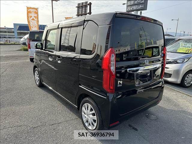 Honda N BOX 2019-11 248679-4