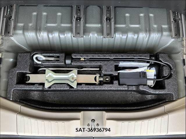 Honda N BOX 2019-11 248679-11