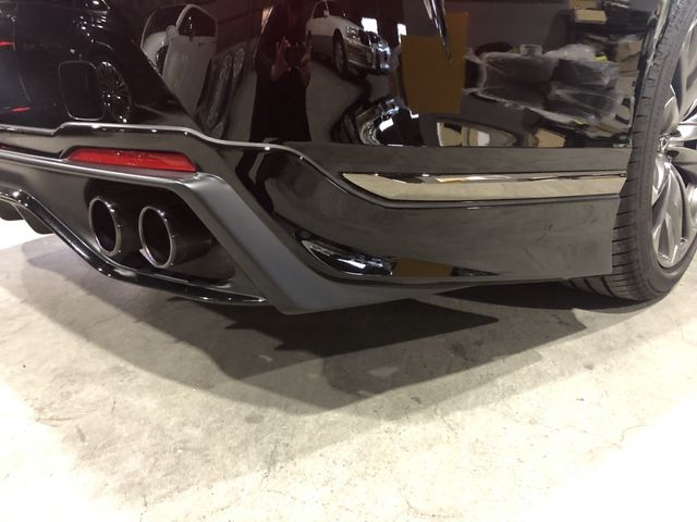 Lexus LS 2018-01 13704-21