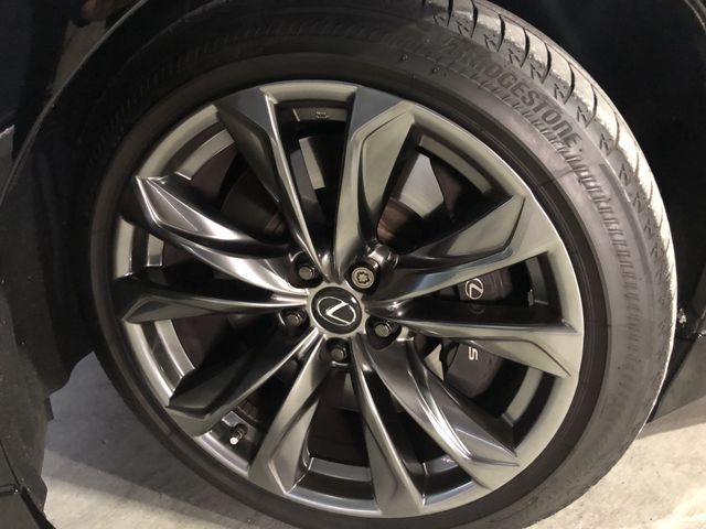 Lexus LS 2018-01 13704-18