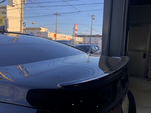 Lexus LS 2018-01 13704-22