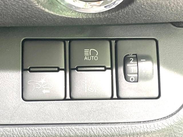 Toyota SIENTA 2020-11 196560-6