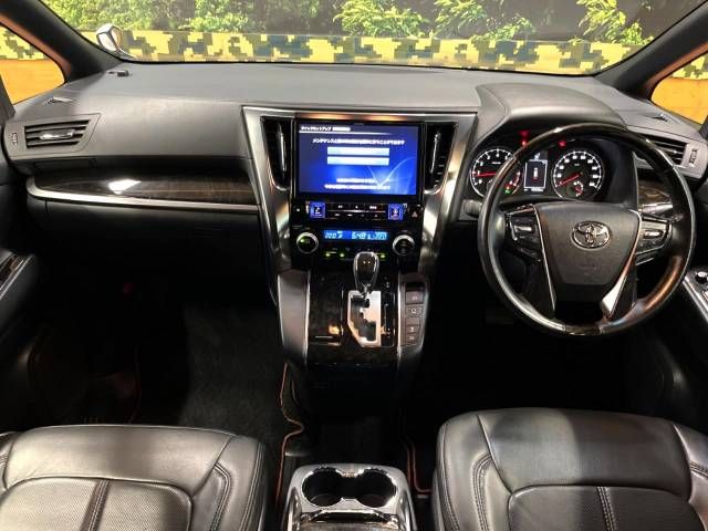 Toyota ALPHARD 2017-04 19259-1