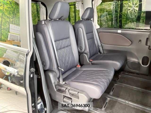 Nissan SERENA 2019-10 325061-9