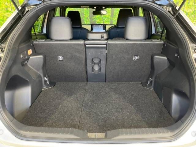 Toyota YARIS CROSS 2022-09 188441-10