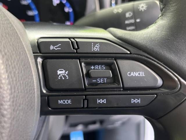 Toyota YARIS CROSS 2022-09 188441-4