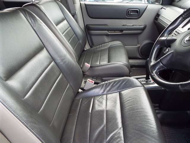 Nissan X-TRAIL 2006-01 26978-8