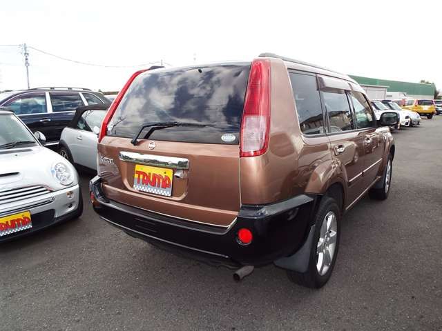 Nissan X-TRAIL 2006-01 26978-14