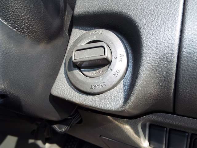 Nissan X-TRAIL 2006-01 26978-17