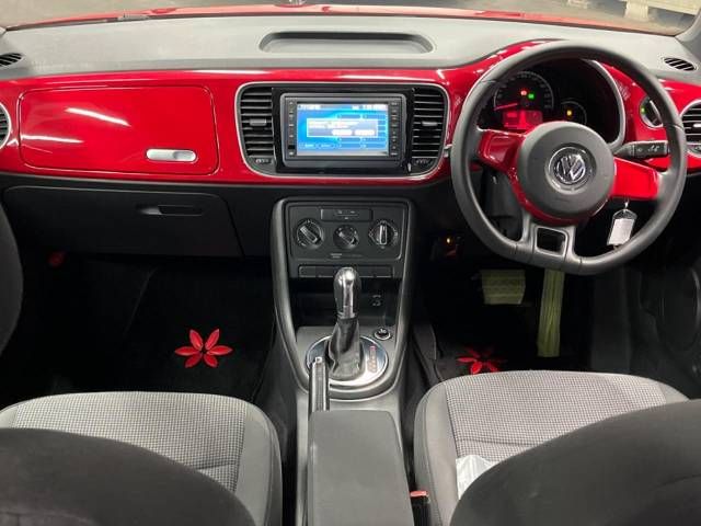 VolksWagen THE BEETLE 2013-01 26744-1