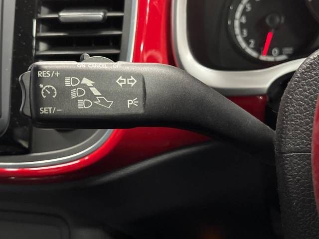 VolksWagen THE BEETLE 2013-01 26744-6