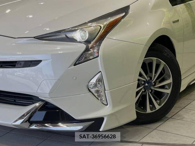 Toyota PRIUS 2016-07 366466-12