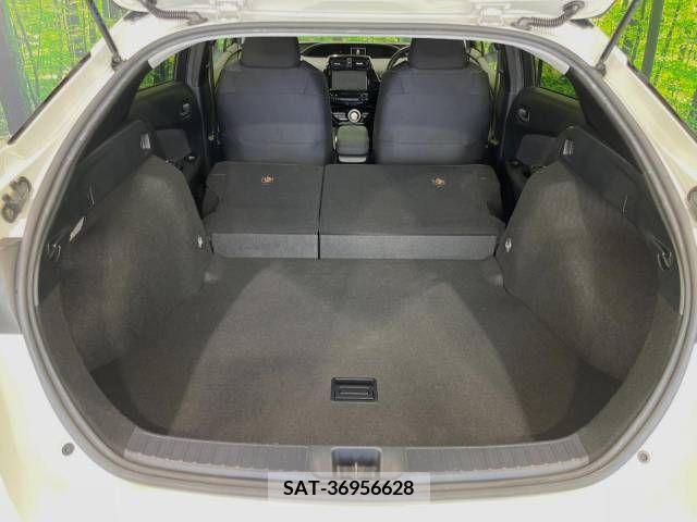 Toyota PRIUS 2016-07 366466-10