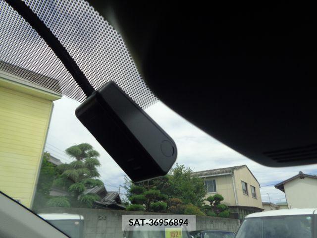 Toyota SIENTA 2016-11 384587-23