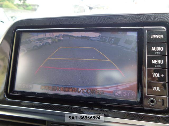 Toyota SIENTA 2016-11 384587-18