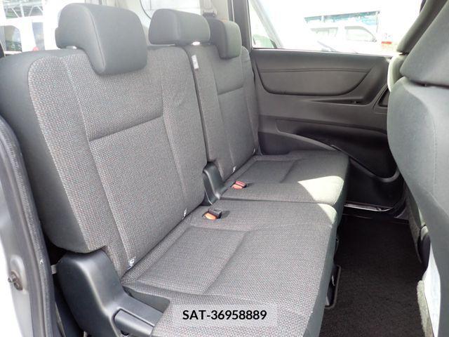 Toyota SIENTA 2019-01 217398-13