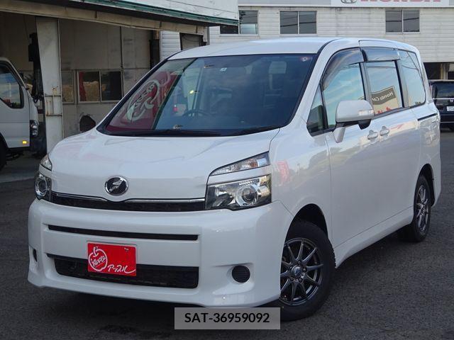 Toyota VOXY 2011-06 321322-0