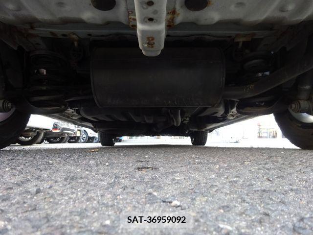 Toyota VOXY 2011-06 321322-7