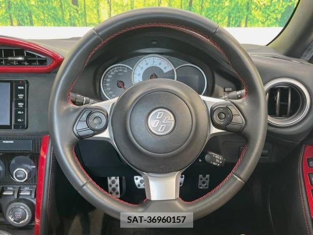 Toyota 86 2016-09 379578-11