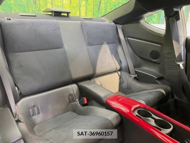 Toyota 86 2016-09 379578-9