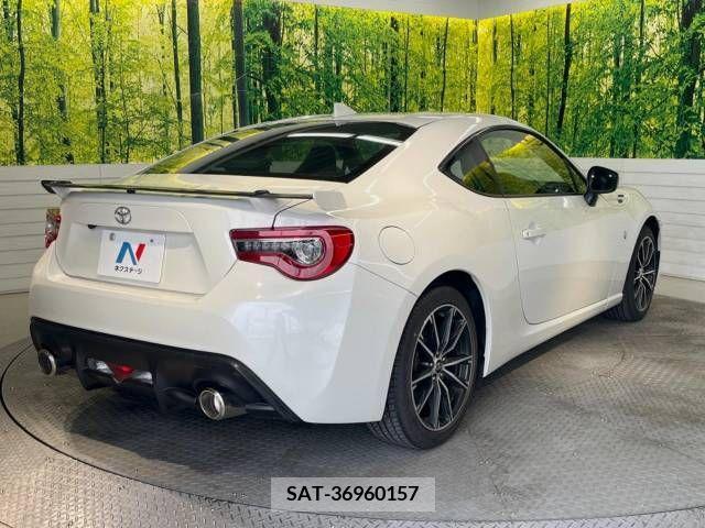 Toyota 86 2016-09 379578-17