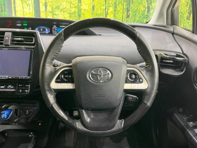 Toyota PRIUS 2017-01 12684-11