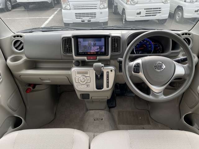 Nissan CLIPPER RIO 2017-01 10586-1