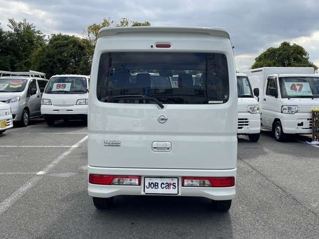 Nissan CLIPPER RIO 2017-01 10586-4
