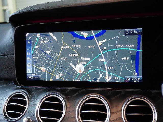 Mercedes Benz E-CLASS 2018-07 195419-12