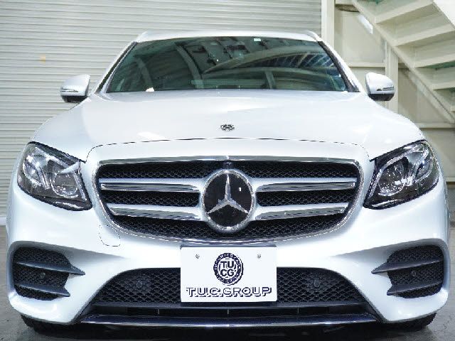 Mercedes Benz E-CLASS 2018-07 195419-9