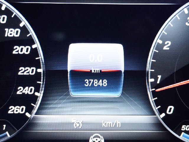 Mercedes Benz E-CLASS 2018-07 195419-18