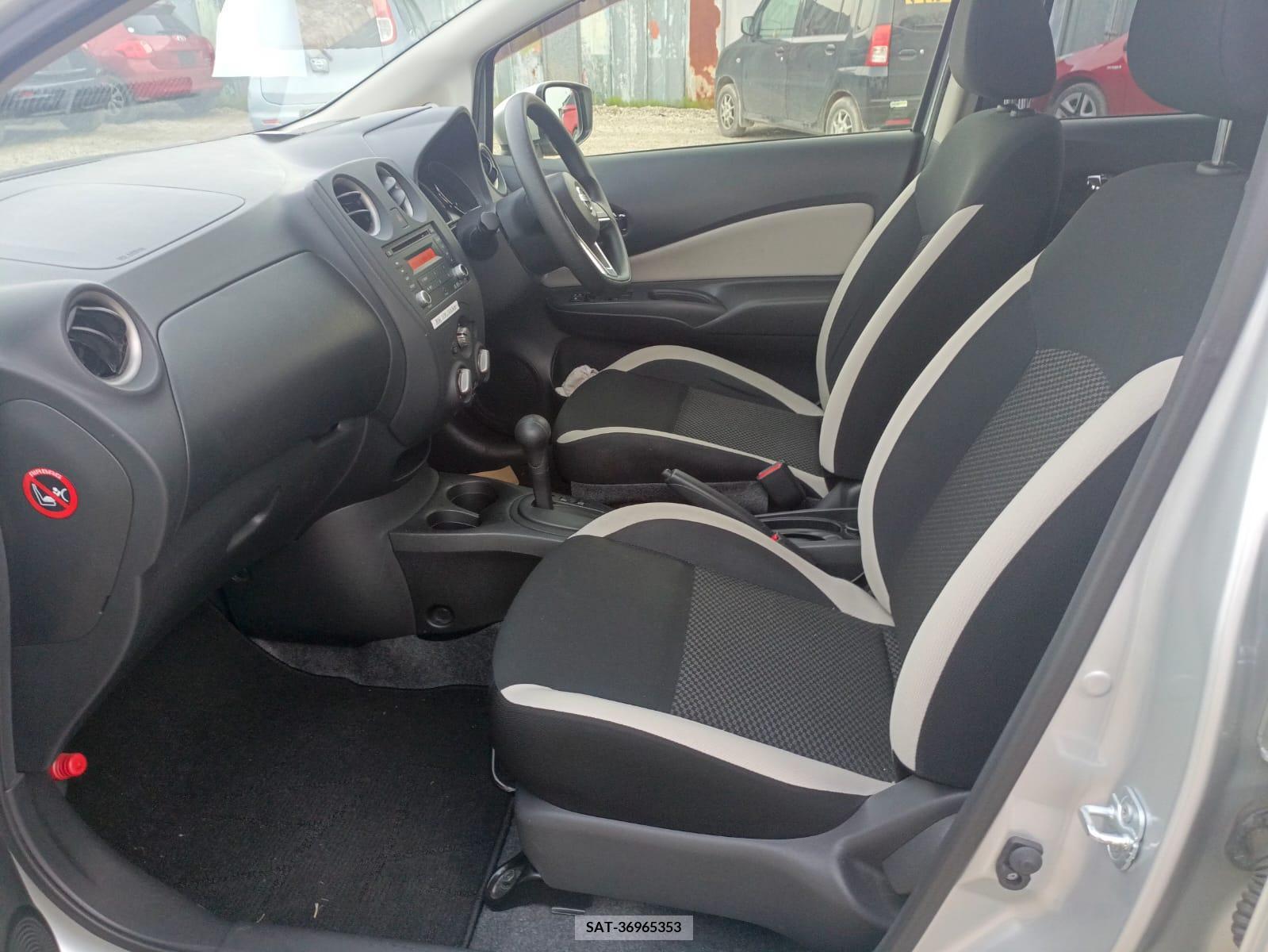 Nissan NOTE 2017-04 258154-9