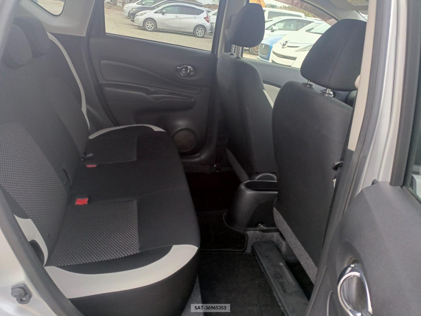 Nissan NOTE 2017-04 258154-11