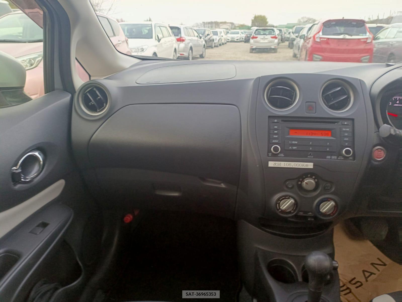 Nissan NOTE 2017-04 258154-14