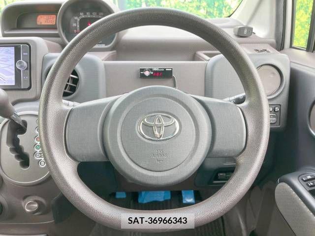 Toyota SPADE 2012-09 338475-11