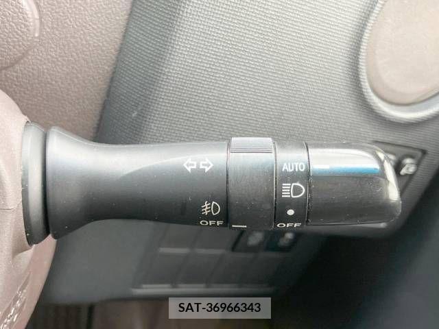 Toyota SPADE 2012-09 338475-7