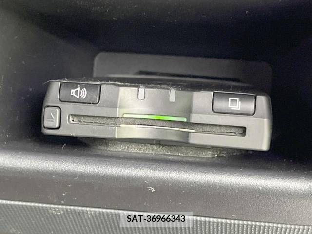 Toyota SPADE 2012-09 338475-6