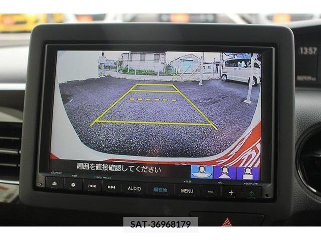 Honda N BOX 2023-03 278434-3