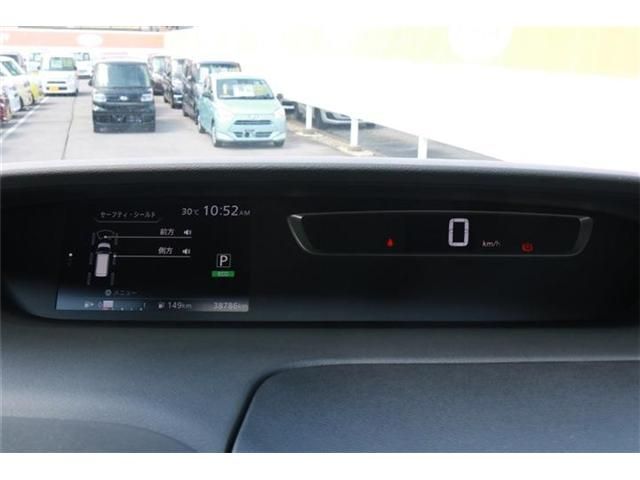 Nissan SERENA 2016-12 22733-9