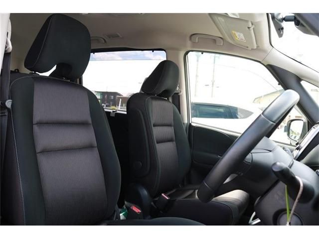 Nissan SERENA 2016-12 22733-21