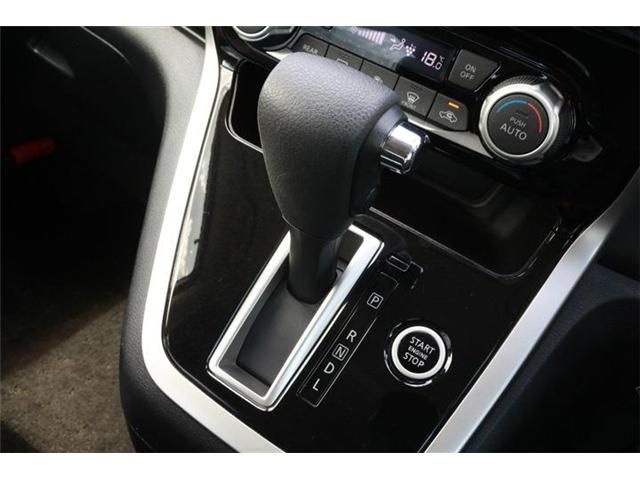 Nissan SERENA 2016-12 22733-8