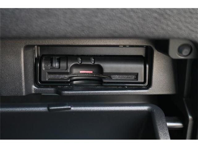 Nissan SERENA 2016-12 22733-13