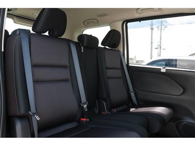 Nissan SERENA 2016-12 22733-22