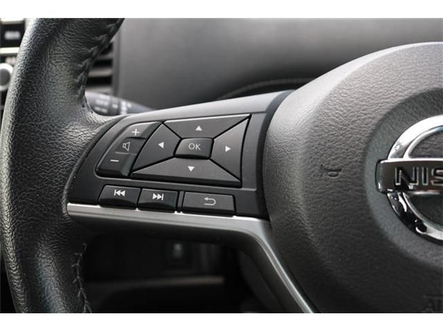 Nissan SERENA 2016-12 22733-19