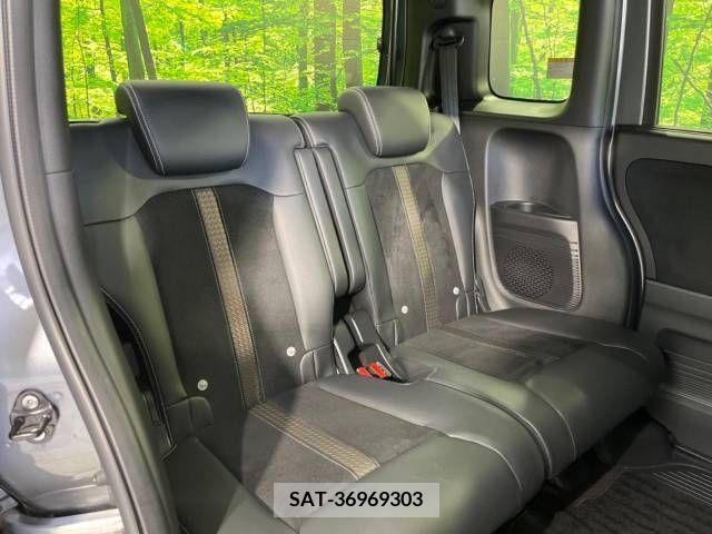Honda N BOX CUSTOM 2020-06 307247-9