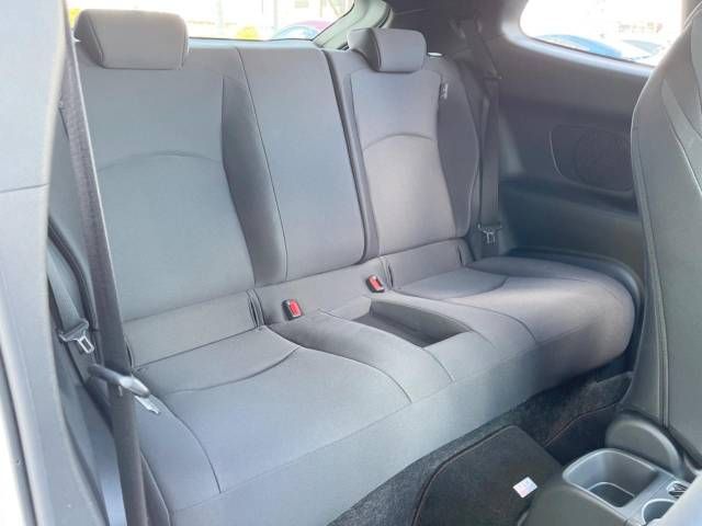 Toyota YARIS 2020-12 9617-10