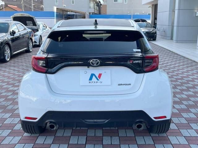 Toyota YARIS 2020-12 9617-15